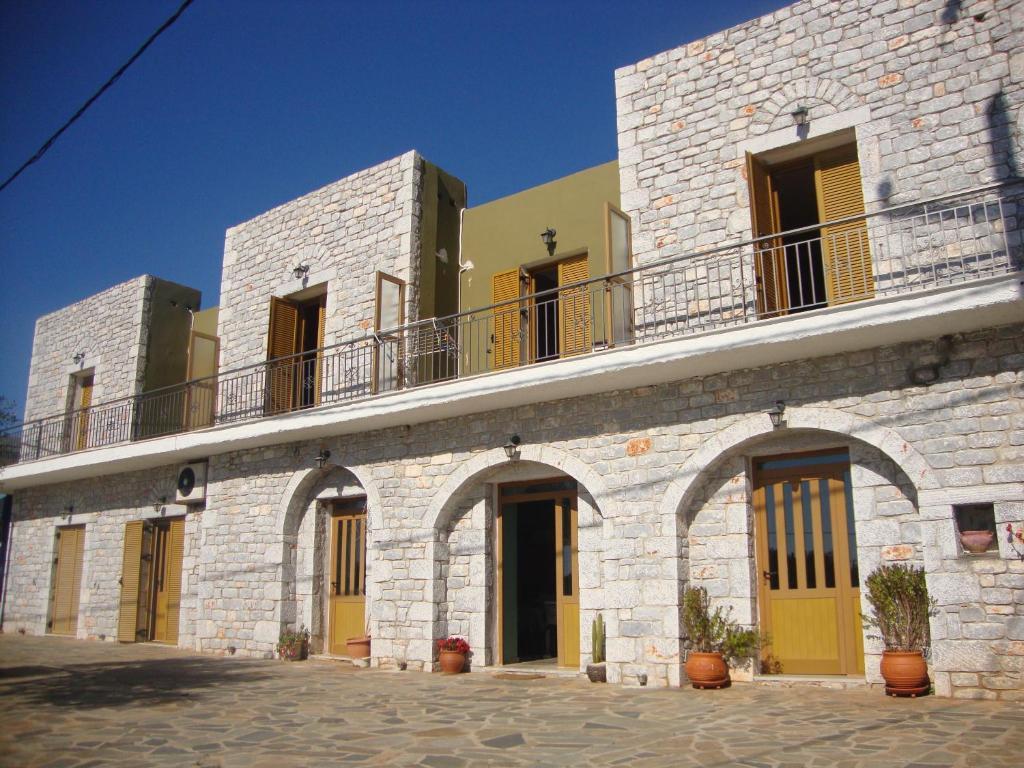 Kafiona Guesthouse Pírgos Dhiroú Buitenkant foto