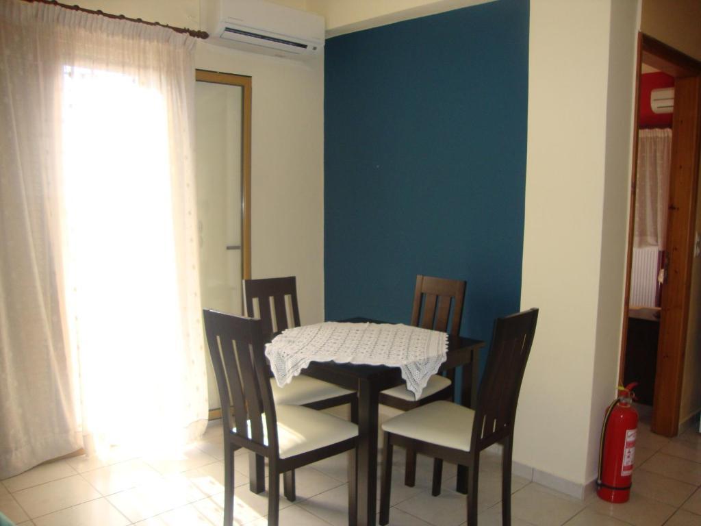 Kafiona Guesthouse Pírgos Dhiroú Buitenkant foto