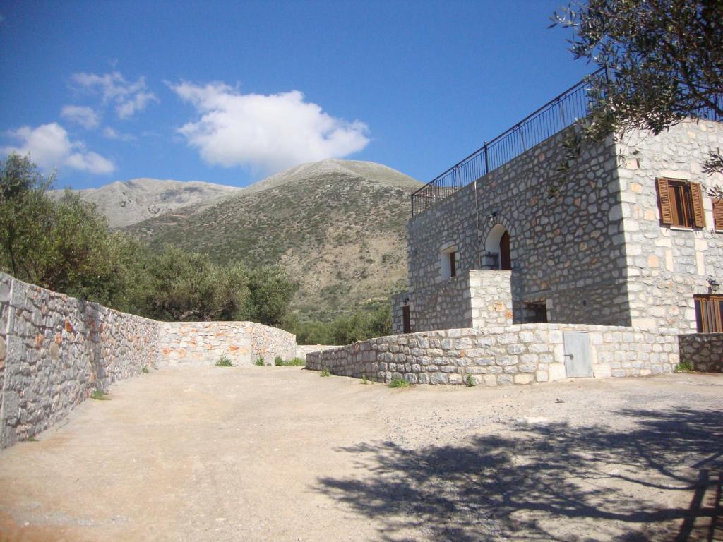 Kafiona Guesthouse Pírgos Dhiroú Buitenkant foto